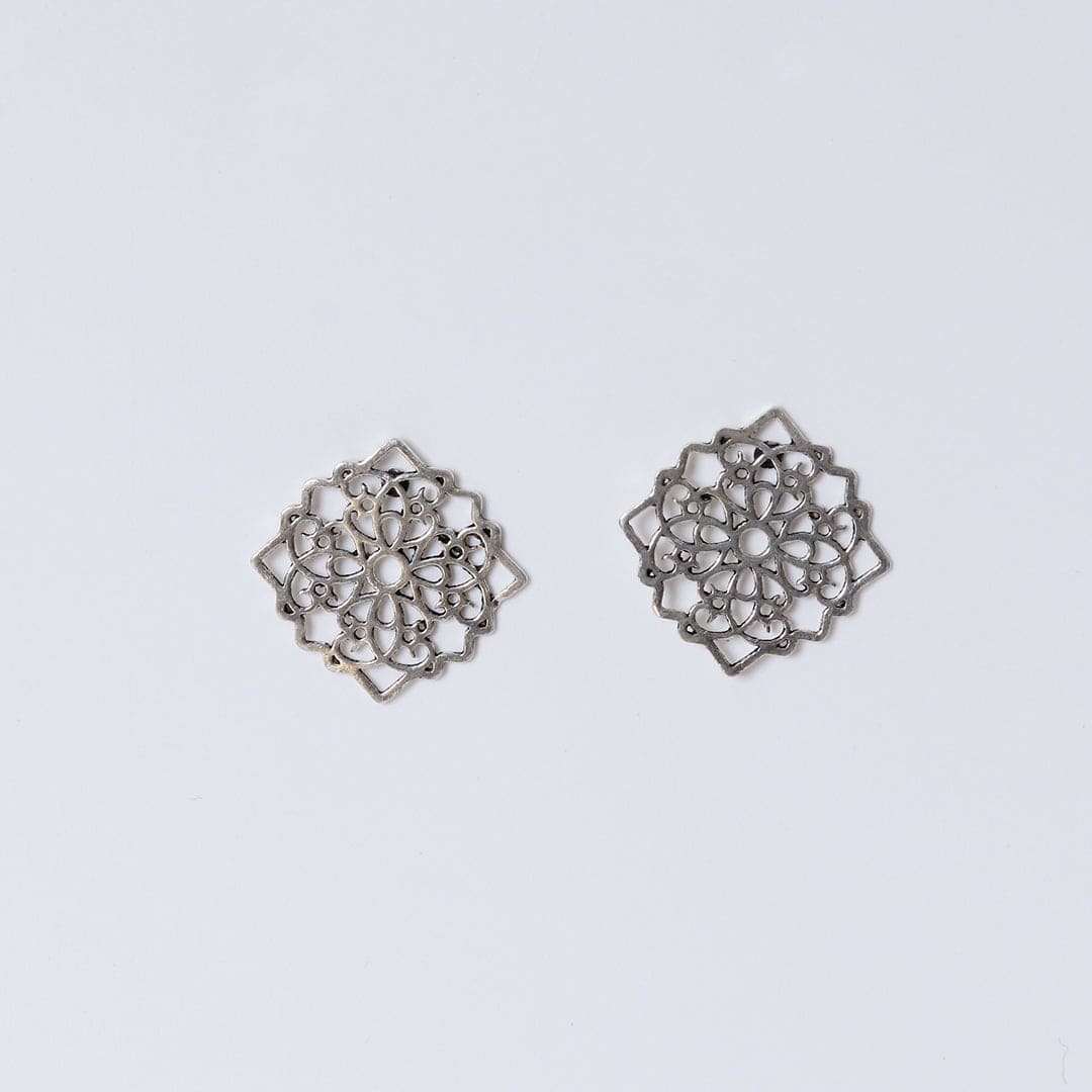 EARRINGS-4